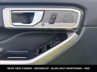 Ford Explorer 2023 AWD XLT 4dr SUV