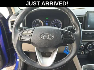 Hyundai VENUE 2022 SEL 4p Crossover