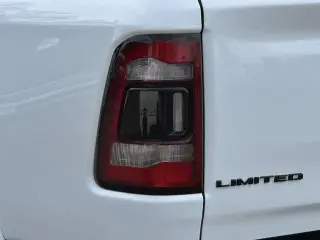 Ram 1500 2022 4x4 Limited 4p Cabilla de tripulación 5.6 ft. SB Camioneta