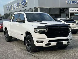 Ram 1500 2022 4x4 Limited 4p Cabilla de tripulación 5.6 ft. SB Camioneta
