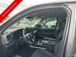 Toyota Tundra 2024 4x2 SR5 4dr CrewMax Cab Pickup SB