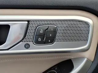 Ford Explorer 2023 AWD Limited 4dr SUV