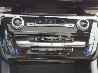 Ford Explorer 2023 AWD Limited 4dr SUV