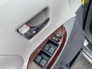 Toyota Sienna 2014 XLE 7-Pasajeros Asiento Auto Acceso Mini-Van 4dr