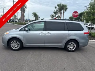 Toyota Sienna 2014 XLE 7-Pasajeros Asiento Auto Acceso Mini-Van 4dr
