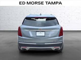 Cadillac XT5 2023 Premium Luxury SUV 4 puertas