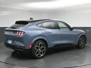 Ford Mustang Mach-E 2023 AWD GT 4dr SUV