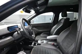 Ford Mustang Mach-E 2023 AWD GT 4dr SUV