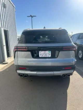 Chevrolet Traverse 2025 4X4 LT 4dr SUV