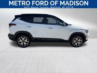 Kia Seltos 2021 AWD SX Turbo 4p SUV