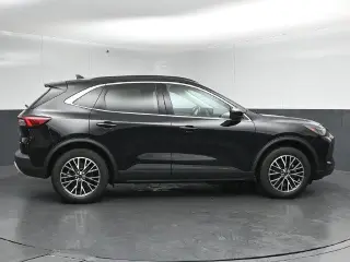 Ford Escape Plug-In Hybrid 2026 PHEV 4dr SUV