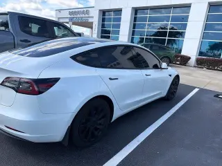 Tesla Model 3 2023 4p Sedan