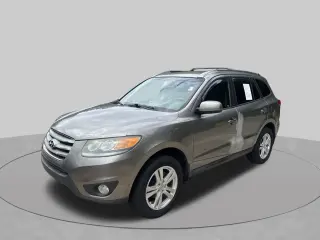 Hyundai Santa Fe 2012 SE, SUV de 4 puertas, transmisión automática de 6 velocidades