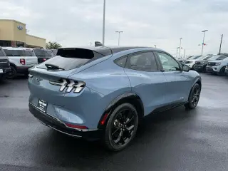 Ford Mustang Mach-E 2023 AWD Premium 4dr SUV