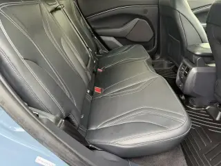 Ford Mustang Mach-E 2023 AWD Premium 4dr SUV