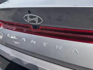 Hyundai ELANTRA 2025 SE 4p Sedán