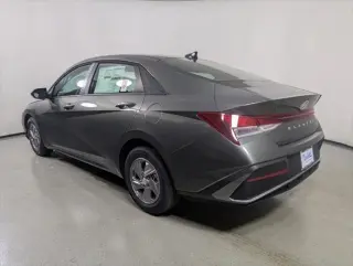Hyundai ELANTRA 2026 SE 4dr Sedan