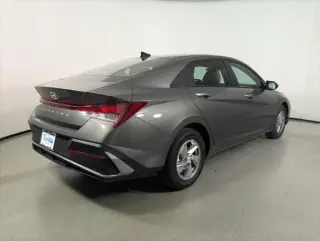 Hyundai ELANTRA 2026 SE 4dr Sedan