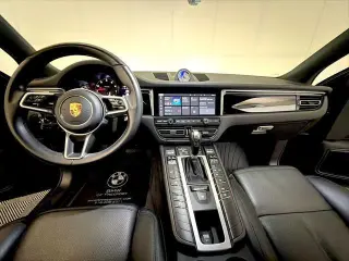 Porsche Macan 2020 tracción en las cuatro ruedas SUV 4p