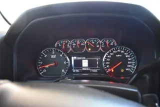 GMC Sierra 1500 4WD, 4 puertas, 2017, SLT, longitud de carrocería 143,5"