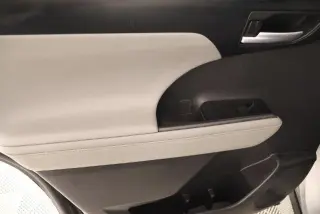 Toyota Highlander 2024 LE 4dr SUV