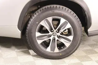 Toyota Highlander 2024 LE 4dr SUV