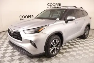 Toyota Highlander 2024 LE 4dr SUV