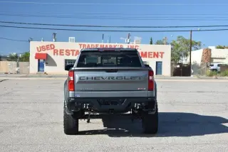 Chevrolet Silverado 1500 4WD Cabina Crew 147" RST