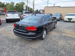 2012 Volkswagen Passat SEL