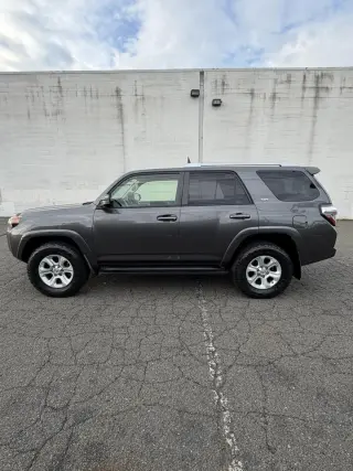 2014 Toyota 4Runner 4WD 4dr V6 Trail Premium (Natl)