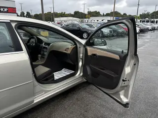 2012 Chevrolet Malibu 4dr Sdn LS w/1FL