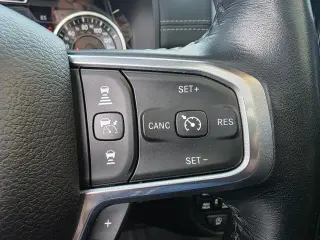 2021 RAM 1500 Laramie Crew Cab SWB 4WD