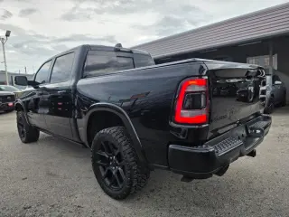 2021 RAM 1500 Laramie Crew Cab SWB 4WD