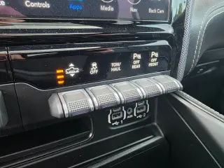 2020 RAM 1500 Limited Crew Cab SWB 4WD