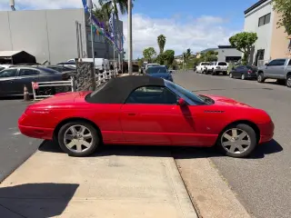 2003 Ford Thunderbird