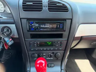 2003 Ford Thunderbird
