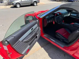 2003 Ford Thunderbird