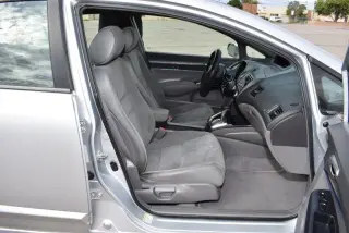 Honda Civic Sdn LX AT 2006