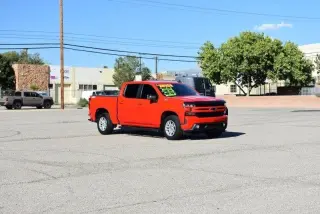 Chevrolet Silverado 1500 4WD Cabina Crew 147" RST