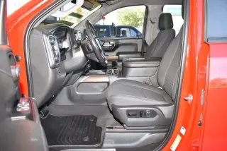 Chevrolet Silverado 1500 4WD Cabina Crew 147" RST