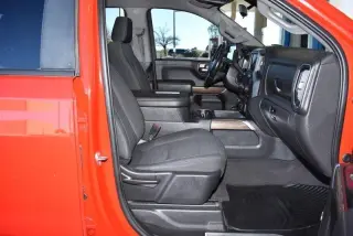 Chevrolet Silverado 1500 4WD Cabina Crew 147" RST