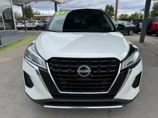 2024 Nissan Kicks SV FWD