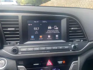 Hyundai ELANTRA 2018 Edición de Valor 4p Sedan (EE. UU.)