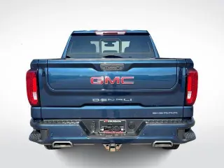 GMC Sierra 1500 2021 4x4 Denali 4p Puertas Tripla Cab 5.8 ft. CB