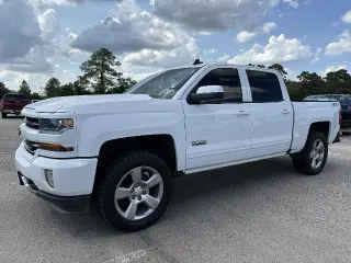 Chevrolet Silverado 1500 2018 4x4 LT 4p Cabaína de Tripulación 5.8 ft. SB
