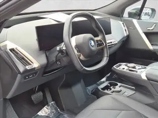 BMW iX 2024 AWD xDrive50 4p Vehículo de Actividad Deportiva de 4 Puertas
