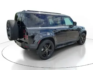 Land Rover Defender 2022 tracción en todas las ruedas 110 SE 4p SUV