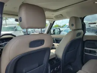 Land Rover Defender 2022 tracción en todas las ruedas 110 SE 4p SUV