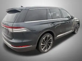 Lincoln Aviator 2022 AWD Reserve 4dr SUV