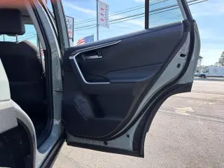 Toyota RAV4 Hybrid 2023 AWD XLE 4dr SUV